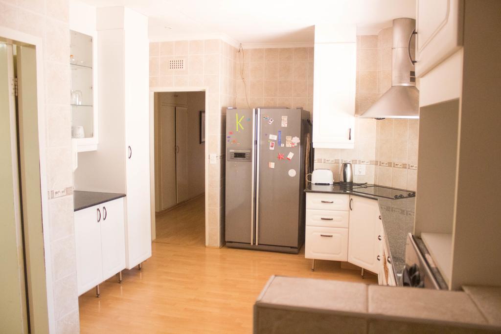 Khuvena Guesthouse Randburg Eksteriør billede