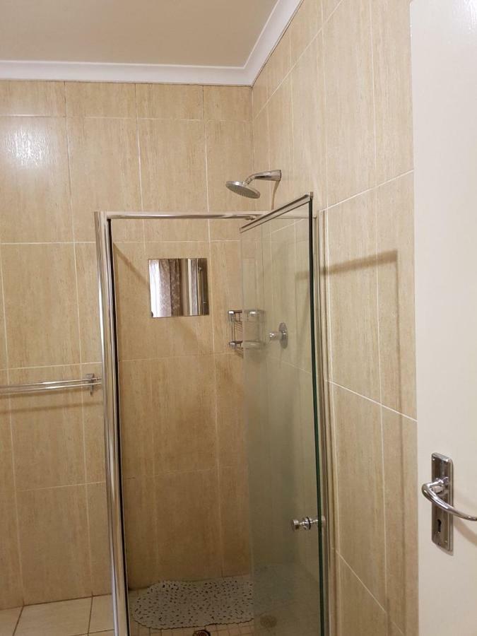 Khuvena Guesthouse Randburg Eksteriør billede